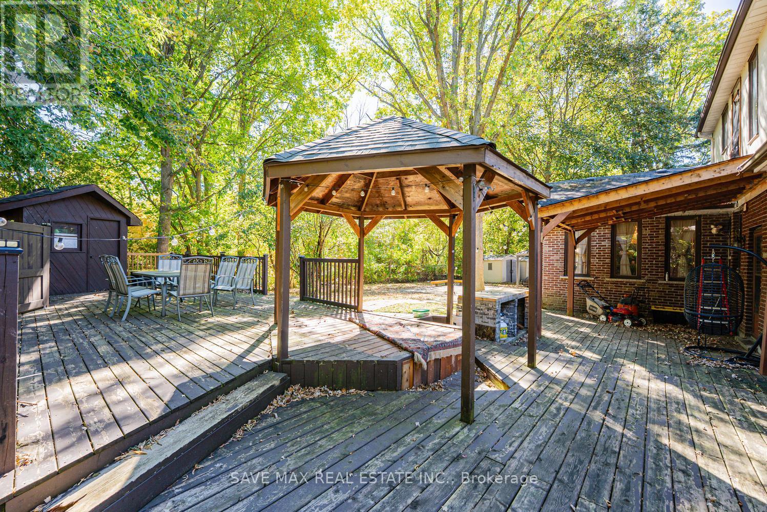 1215 MARTINS BOULEVARD - 45