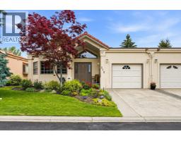 212 650 Lexington Drive, Kelowna