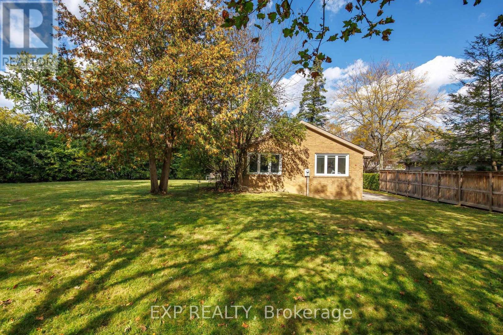 5 Tadcaster Place, Toronto, ON photo 26