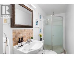 5 Tadcaster Place, Toronto, ON M3B1G6 Photo 24