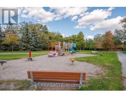 5 Tadcaster Place, Toronto, ON M3B1G6 Photo 28
