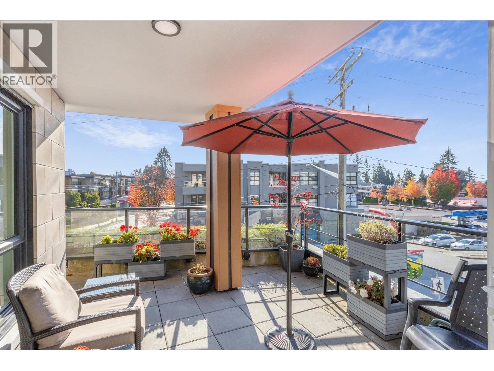 206 3220 CONNAUGHT CRESCENT, North Vancouver - Image 1