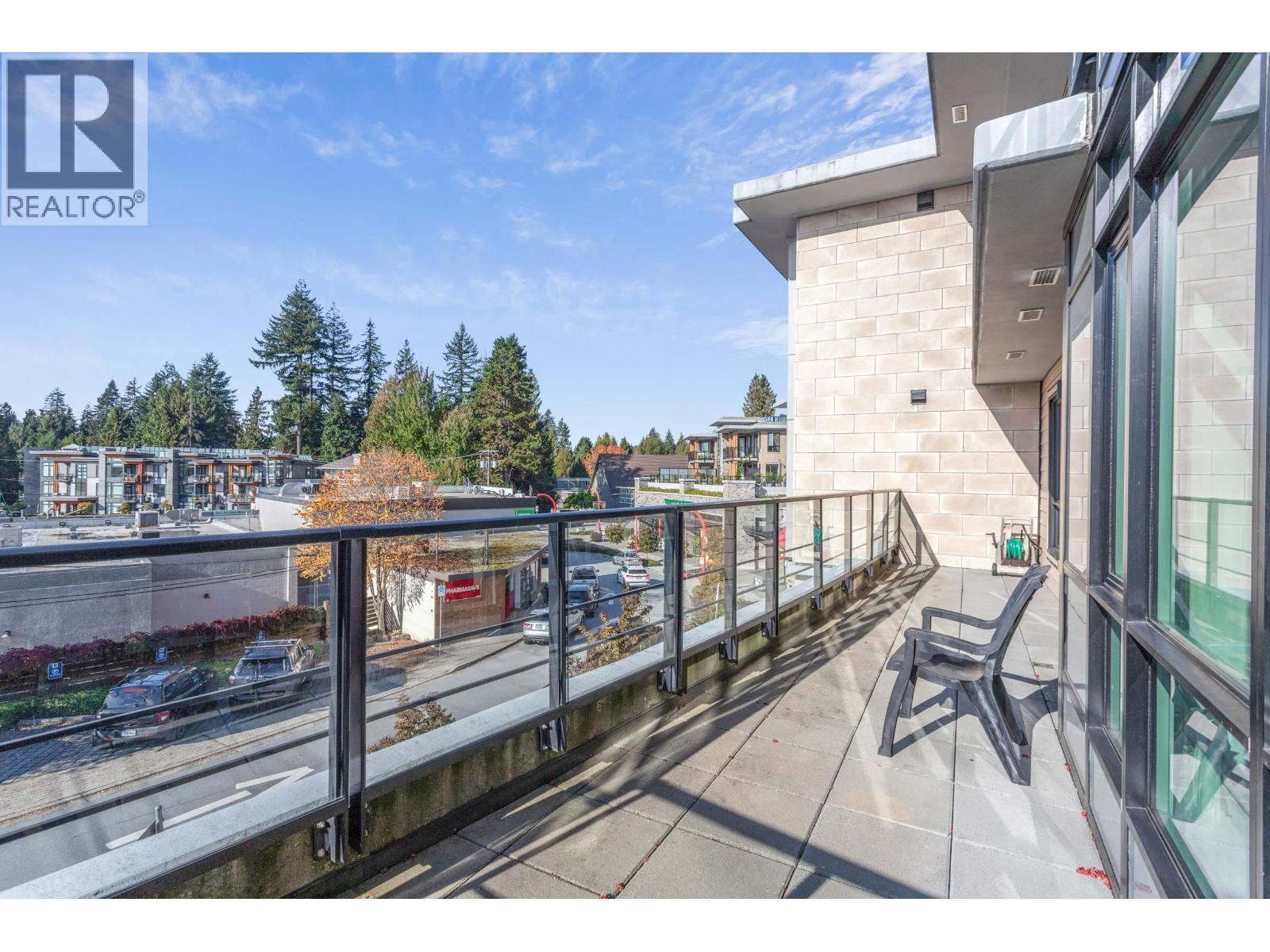 206 3220 CONNAUGHT CRESCENT, North Vancouver - Image 1