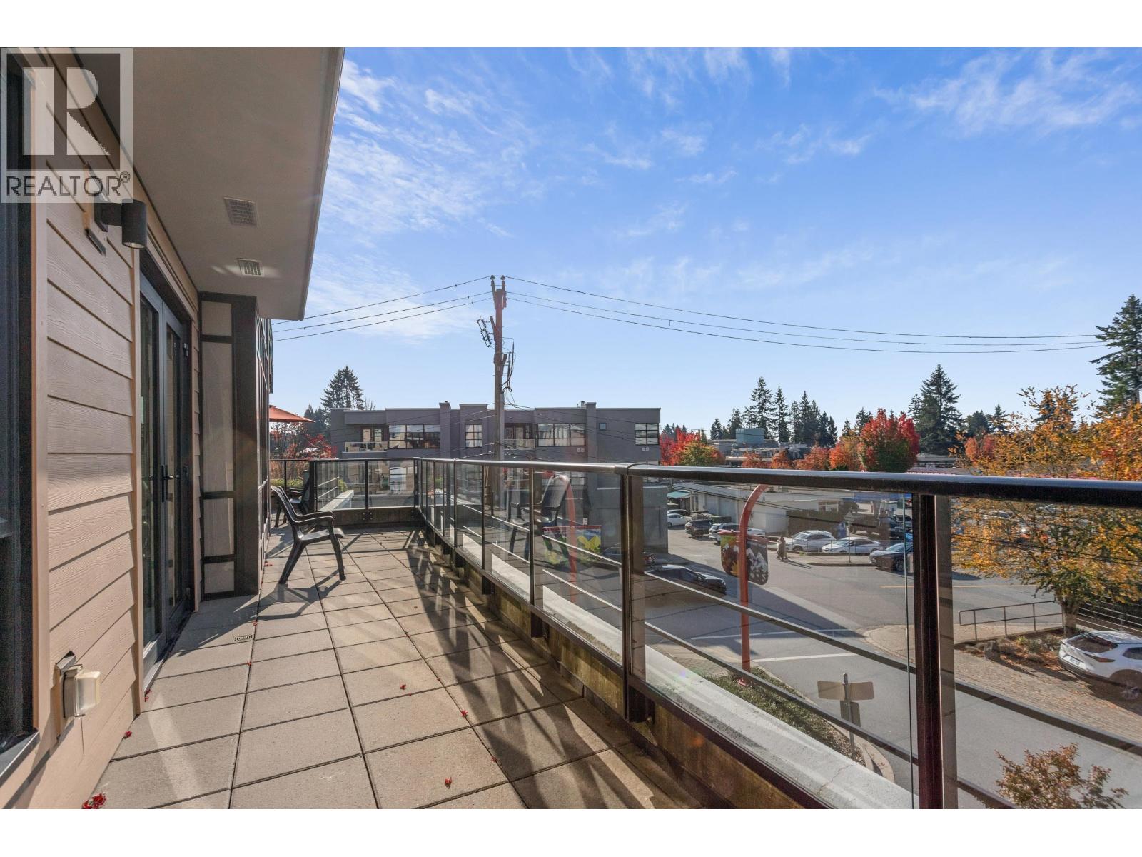 206 3220 CONNAUGHT CRESCENT, North Vancouver - Image 1