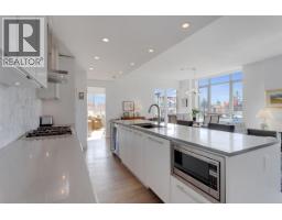 206 3220 Connaught Crescent, North Vancouver, BC V7R0A5 Photo 12