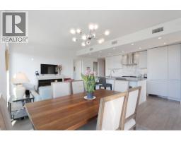 206 3220 Connaught Crescent, North Vancouver, BC V7R0A5 Photo 8