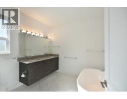 303 5780 Marine Way, Sechelt, BC V7Z0L8 Photo 10