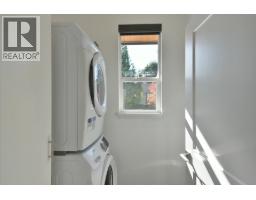 303 5780 Marine Way, Sechelt, BC V7Z0L8 Photo 17