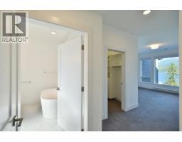303 5780 Marine Way, Sechelt, BC V7Z0L8 Photo 9