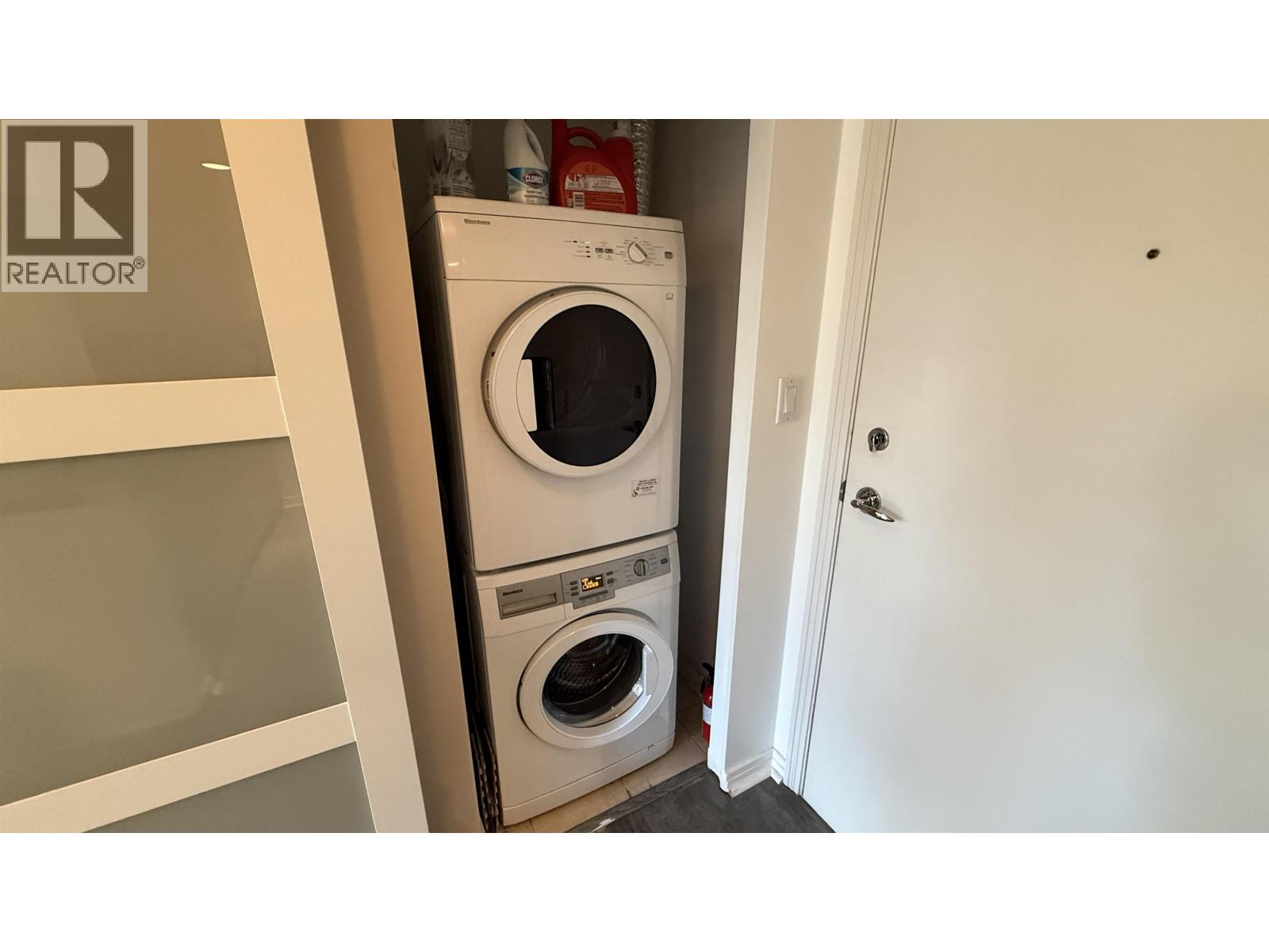 6XX 189 DAVIE STREET, Vancouver - Image 1