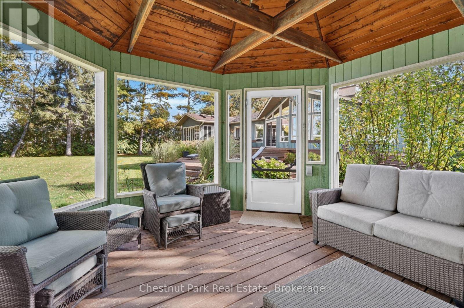 1034 Degrassi Cove Place — photo 31