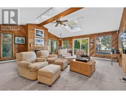1034 Degrassi Cove Place, Innisfil, ON L0L1W0 Photo 13