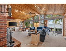 1034 Degrassi Cove Place, Innisfil, ON L0L1W0 Photo 9