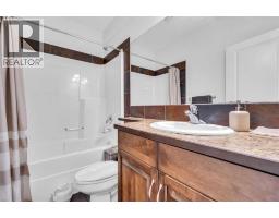 452 Evergreen Circle Sw, Calgary, AB T2Y0H2 Photo 39