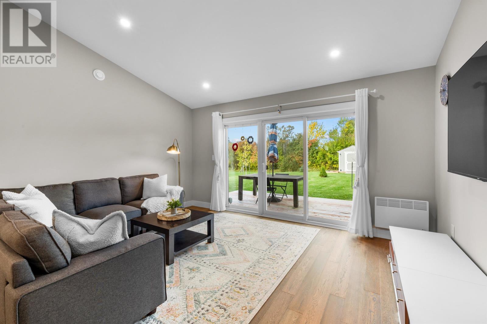 98 Putters Street - 13