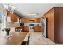 107 10172 141 Street, Surrey, BC V3T4P6 Photo 9