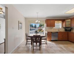 107 10172 141 Street, Surrey, BC V3T4P6 Photo 12