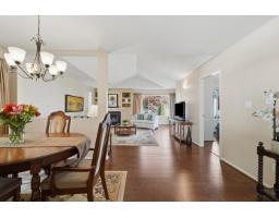 107 10172 141 Street, Surrey, BC V3T4P6 Photo 14