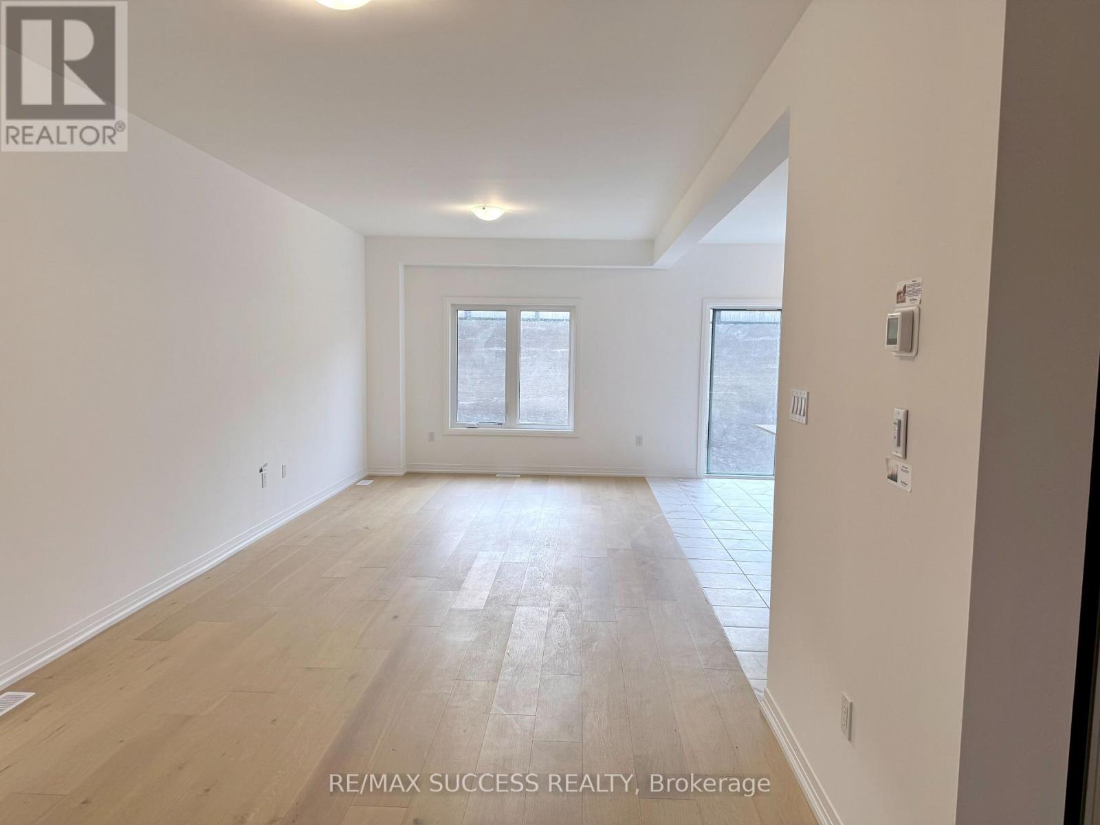 93 FLAN BOULEVARD, Barrie — photo 12
