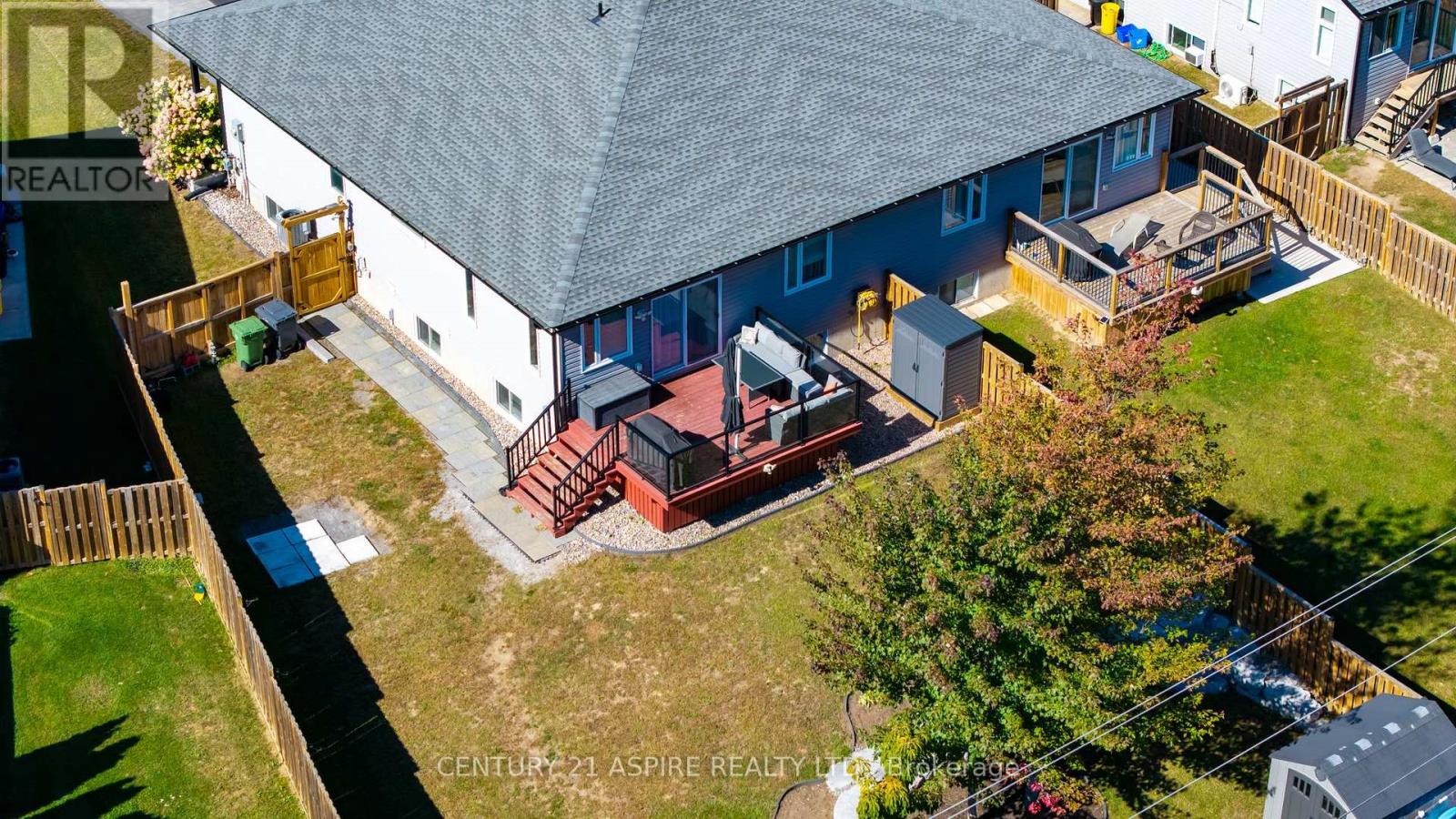 59 Noble Crescent — photo 38