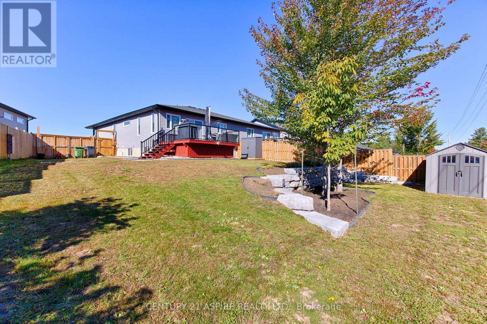 59 Noble Crescent — photo 45