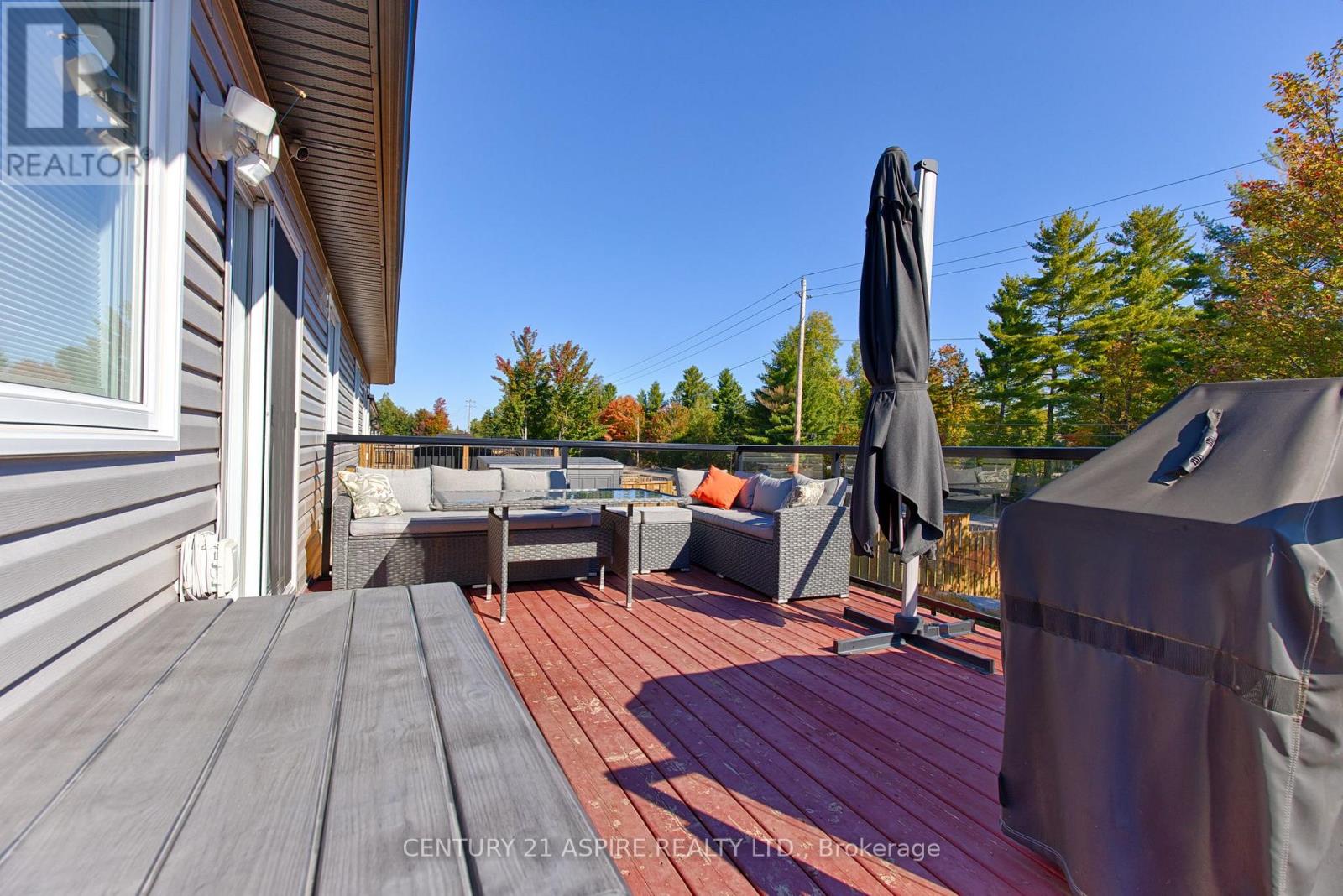 59 Noble Crescent — photo 49