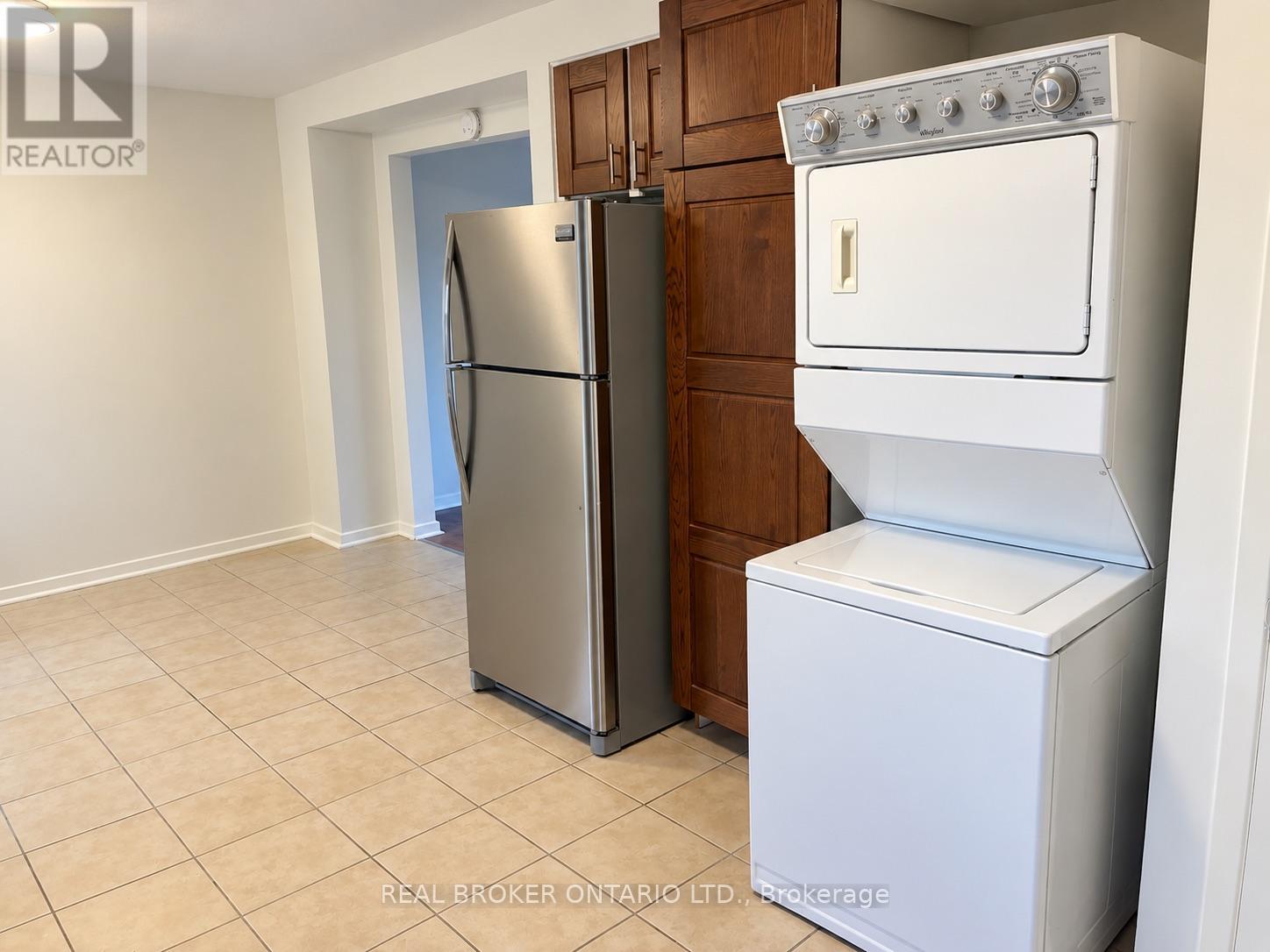 49 THOMPSON AVENUE, Thorold (Thorold Downtown) — photo 5