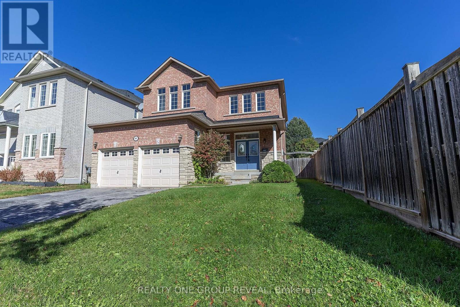 997 Copperfield Drive, Oshawa, ON photo 2