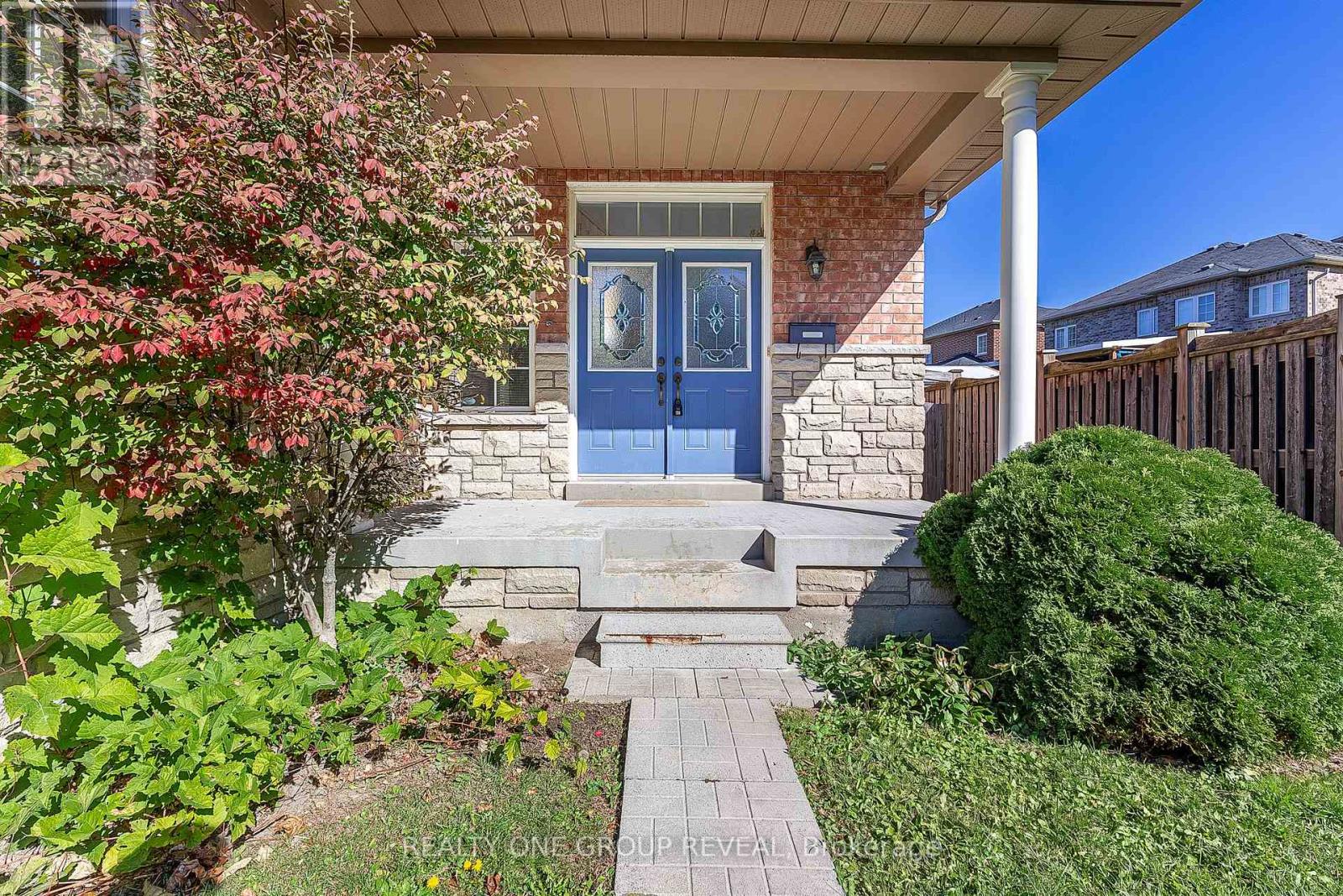 997 Copperfield Drive, Oshawa, ON photo 3