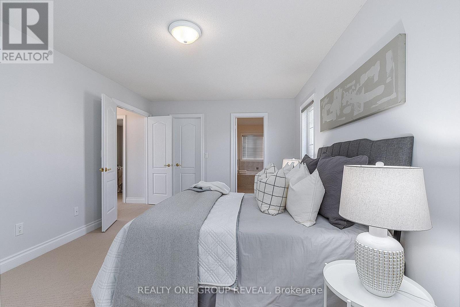 997 Copperfield Drive, Oshawa, ON photo 9
