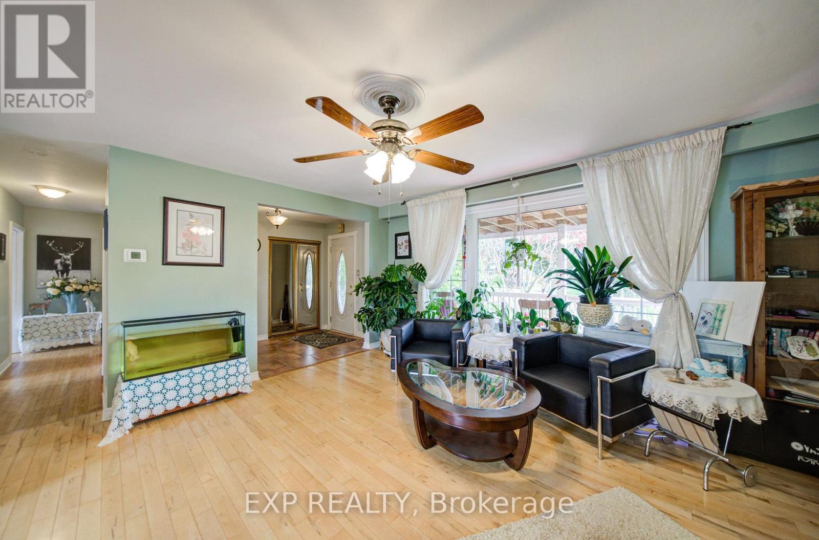 44 Mill Street, Ajax, ON photo 11