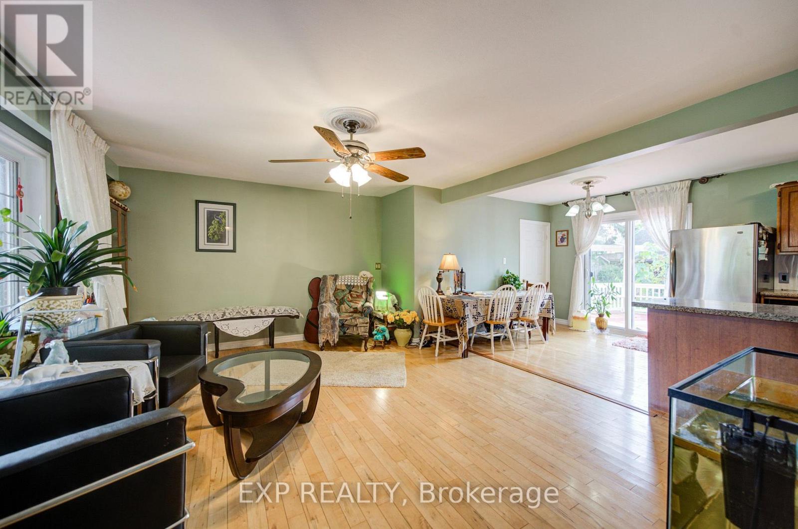 44 Mill Street, Ajax, ON photo 8