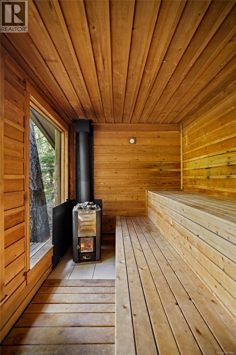 377 Seymour Hts, Salt Spring - Image 1
