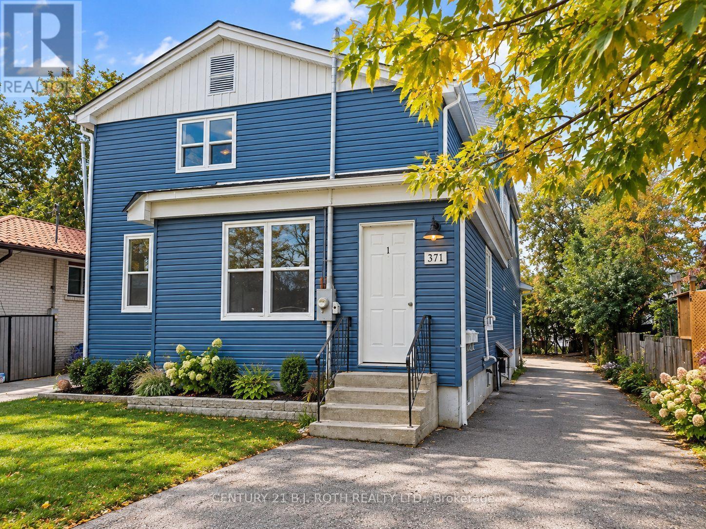 371 EAST ST ORILLIA STREET - 14