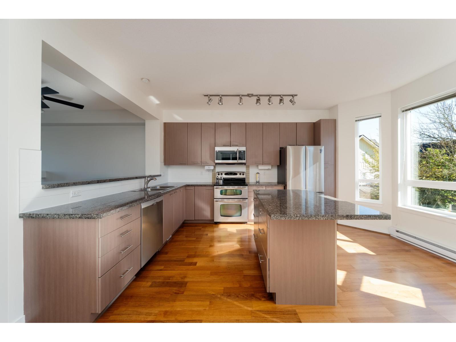 54 7155 189 STREET, Surrey - Image 1