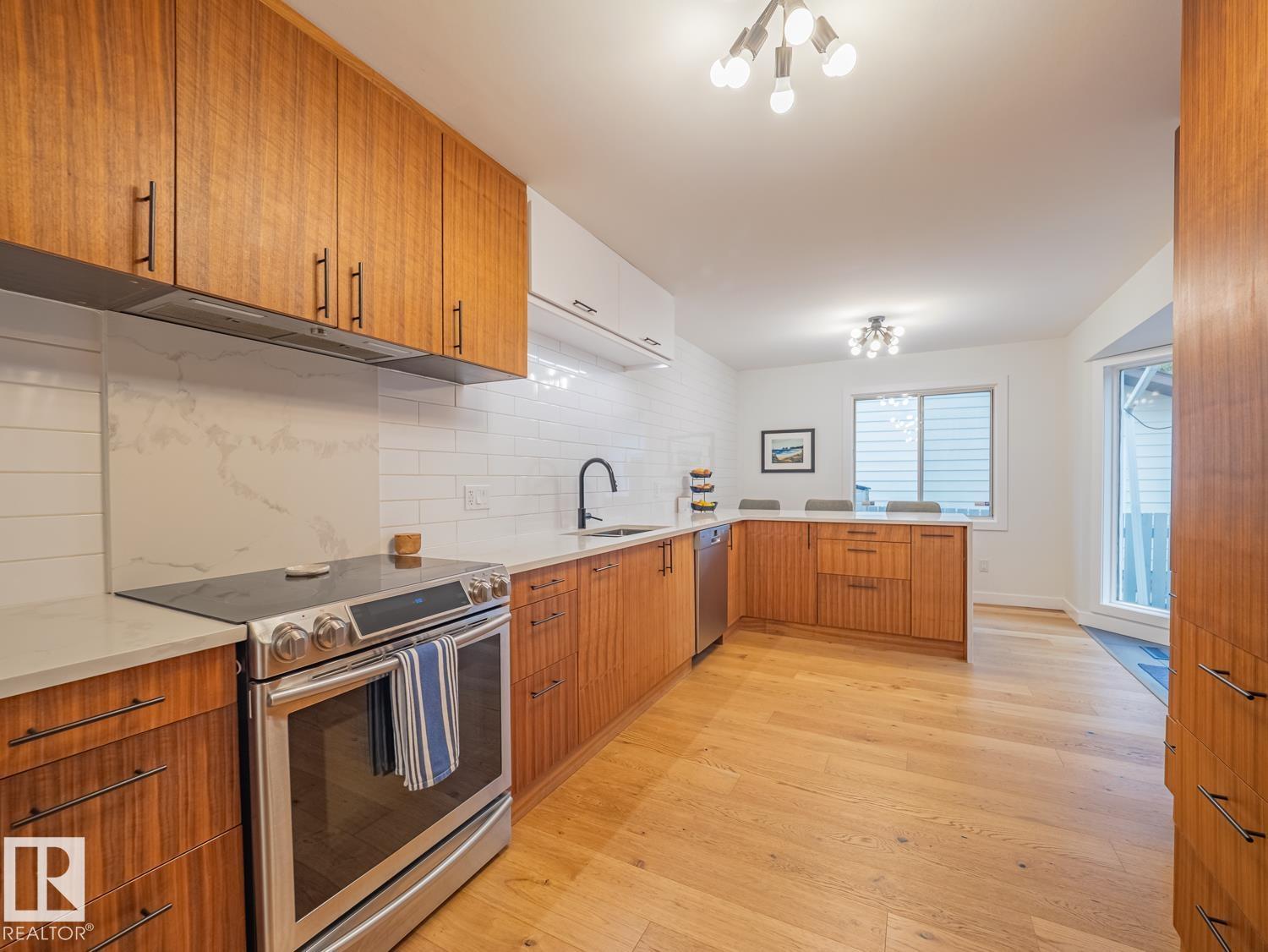 14725 46 AV NW - 18