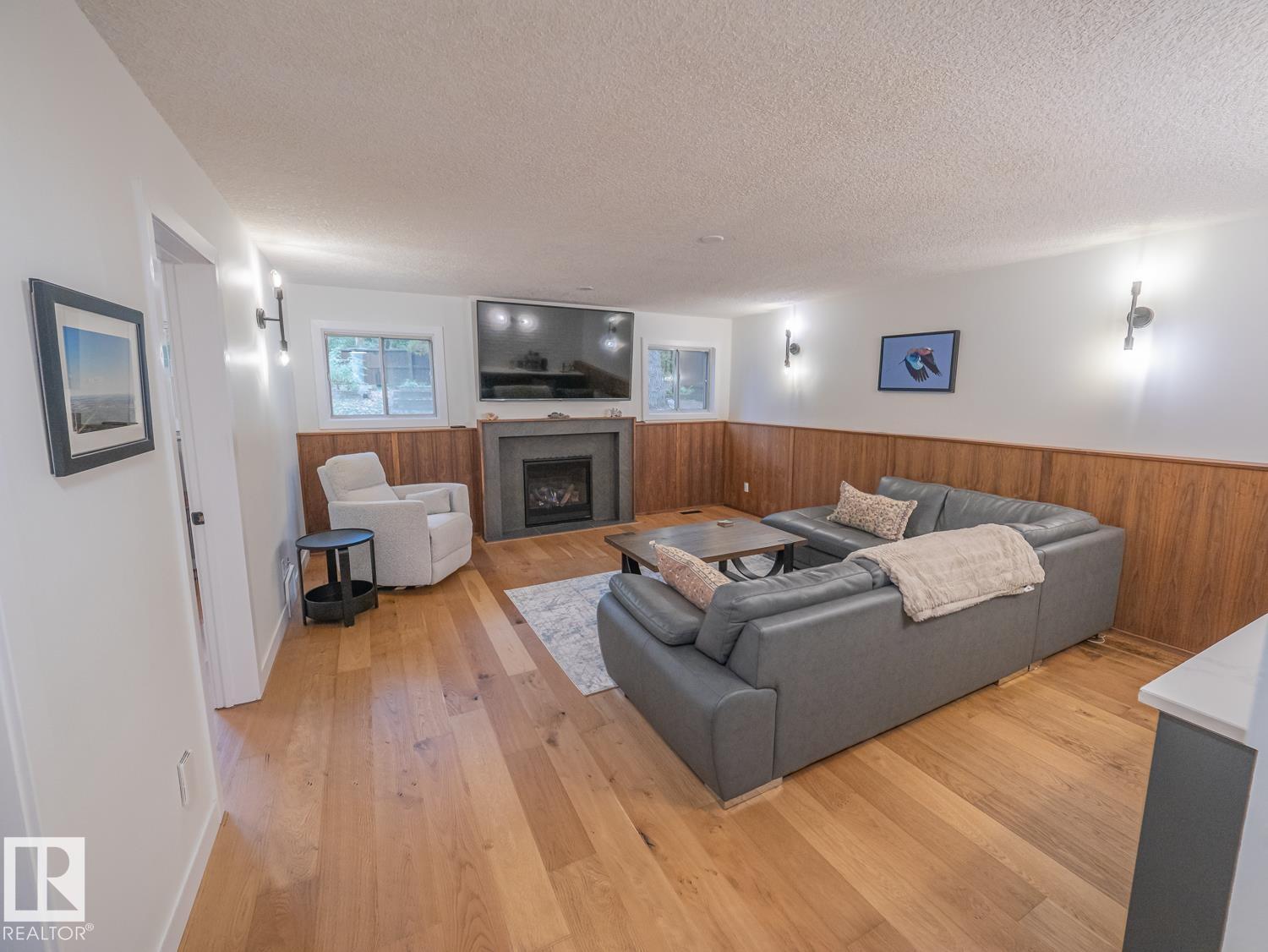 14725 46 AV NW - 34
