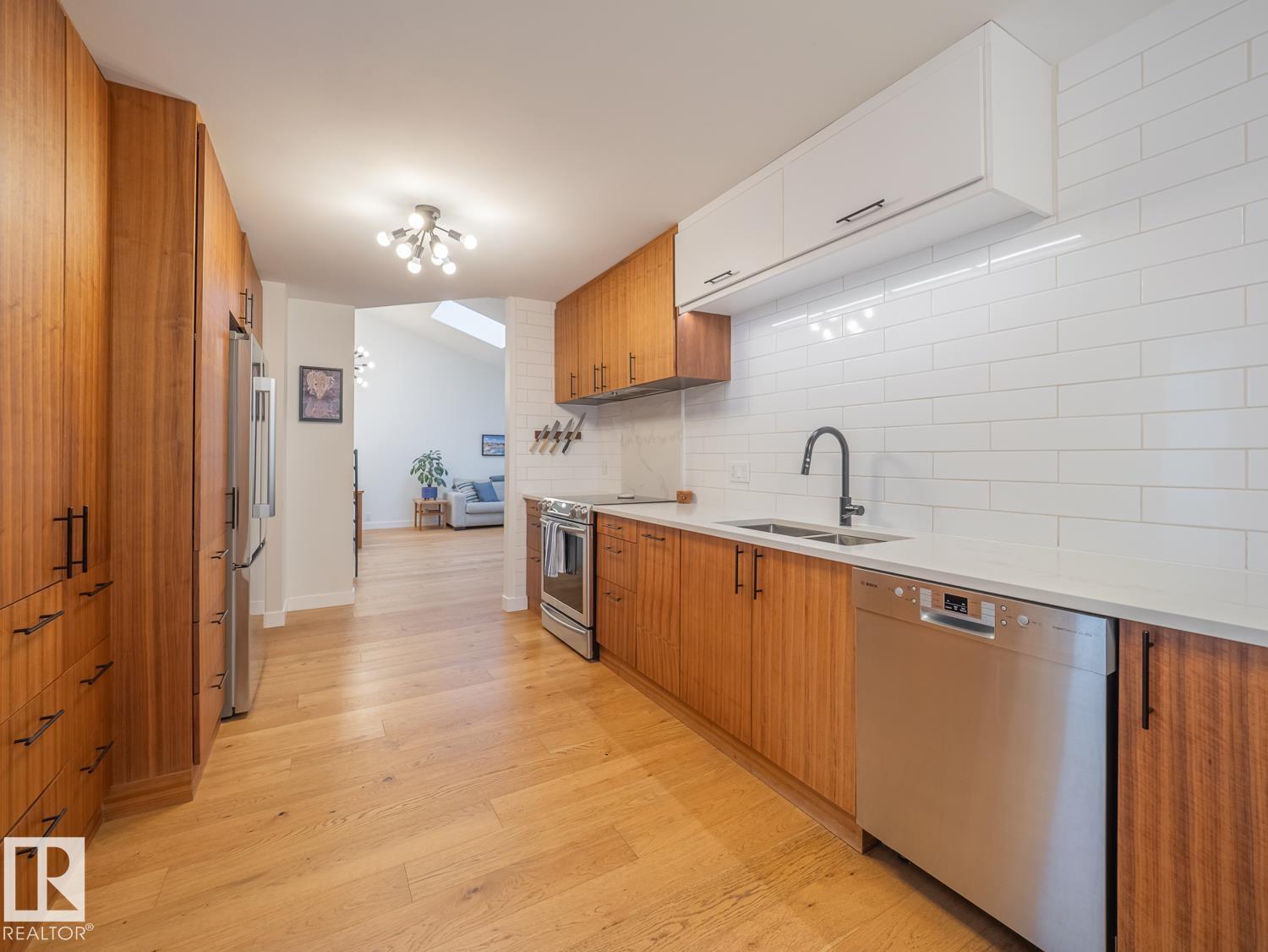 14725 46 AV NW - 19