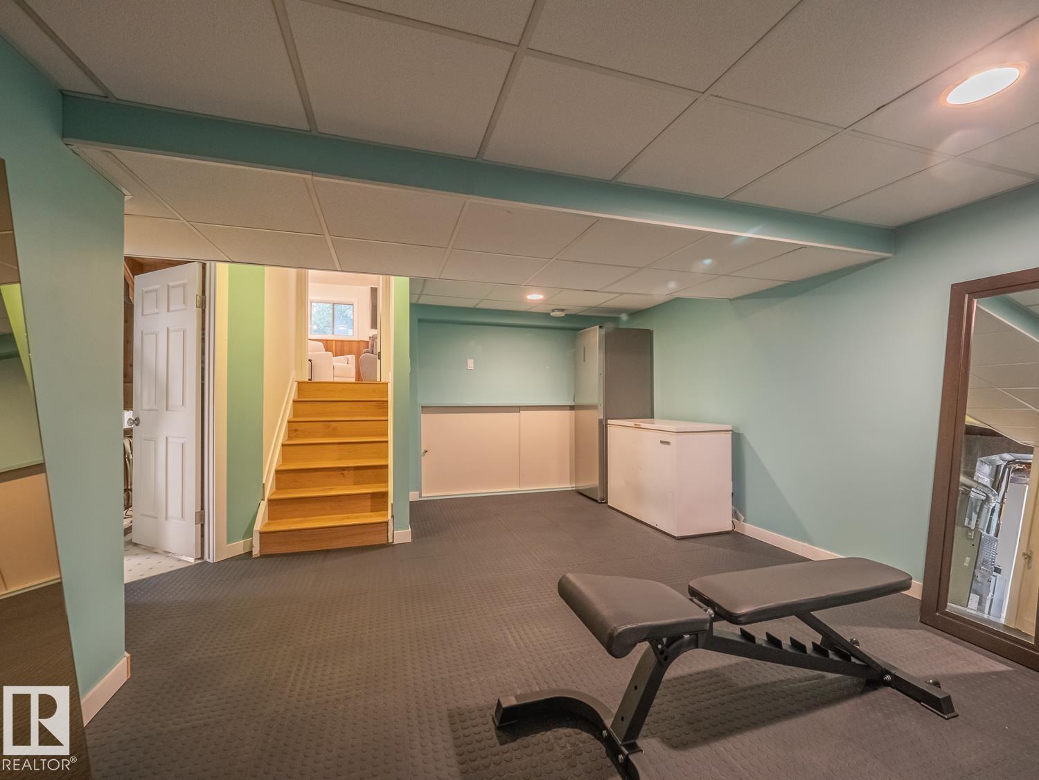 14725 46 AV NW - 47