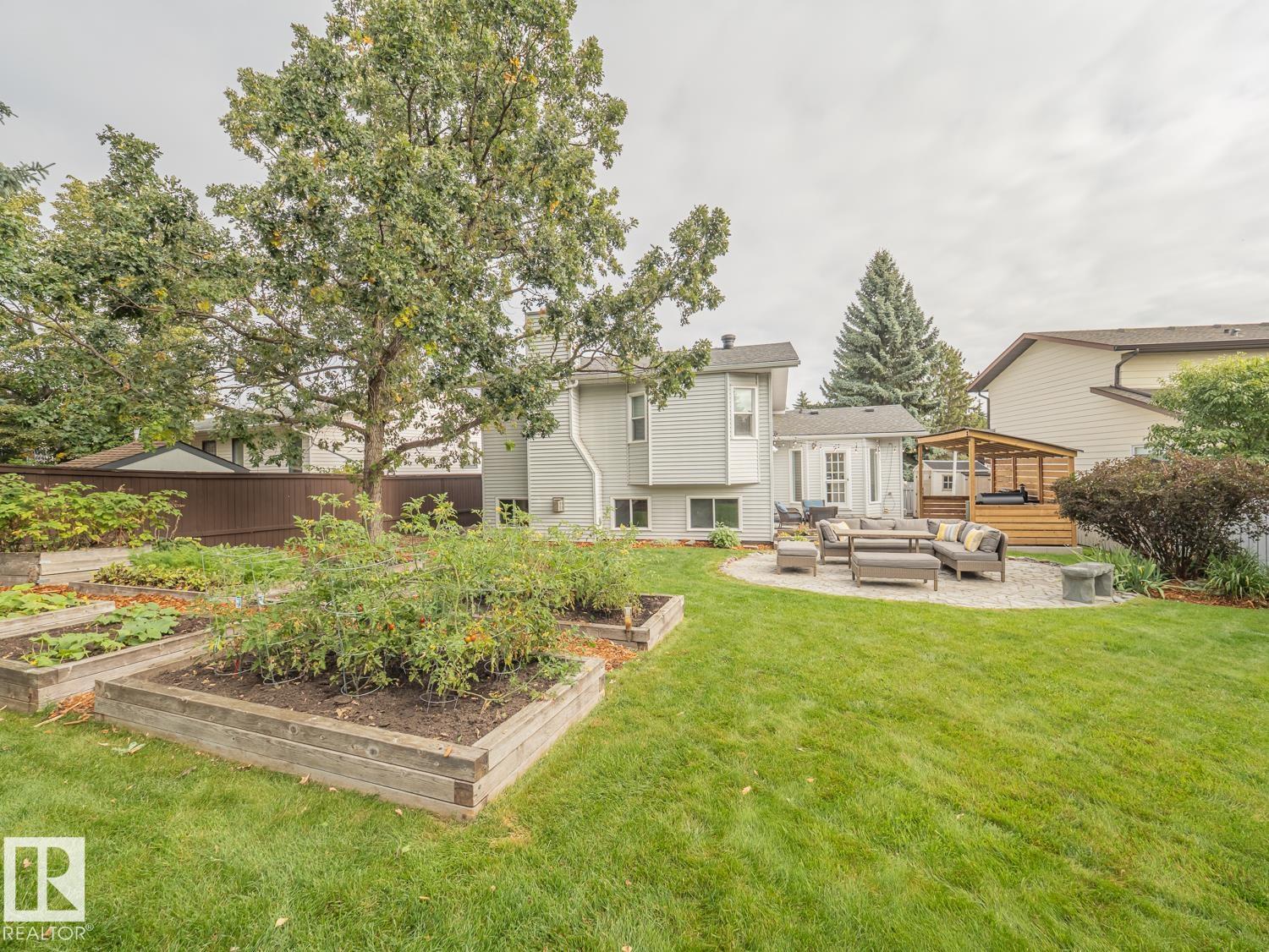14725 46 AV NW - 64
