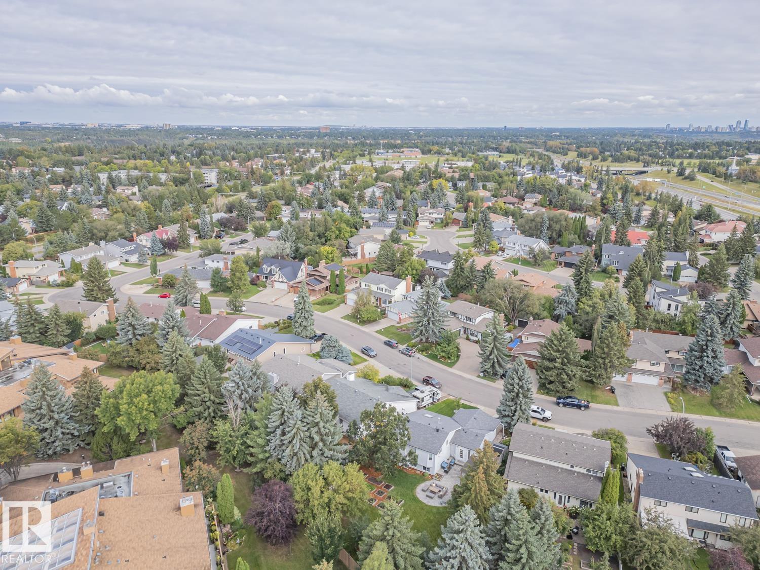 14725 46 AV NW - 71