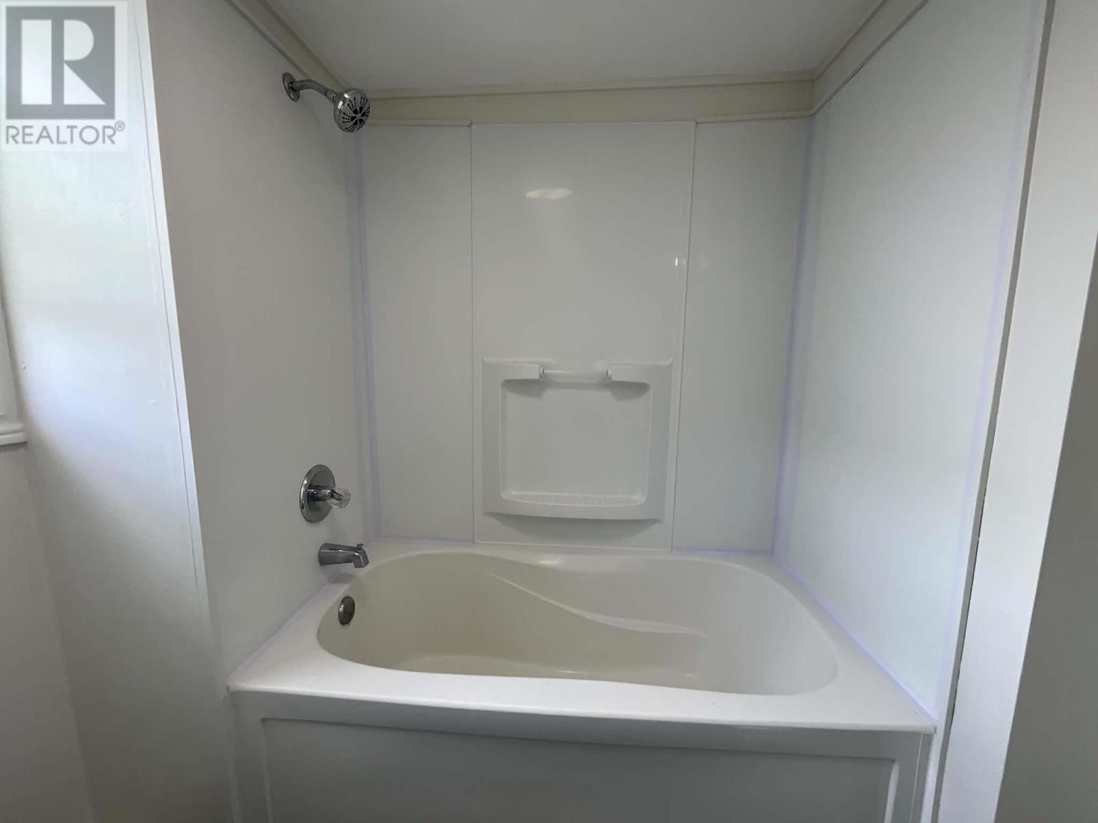 38 Linkletter Estate - 12