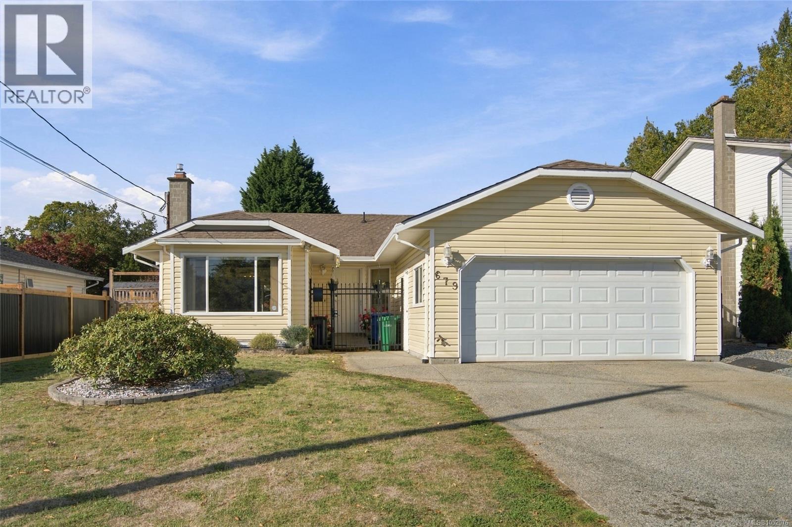 679 Georgia Ave, Nanaimo