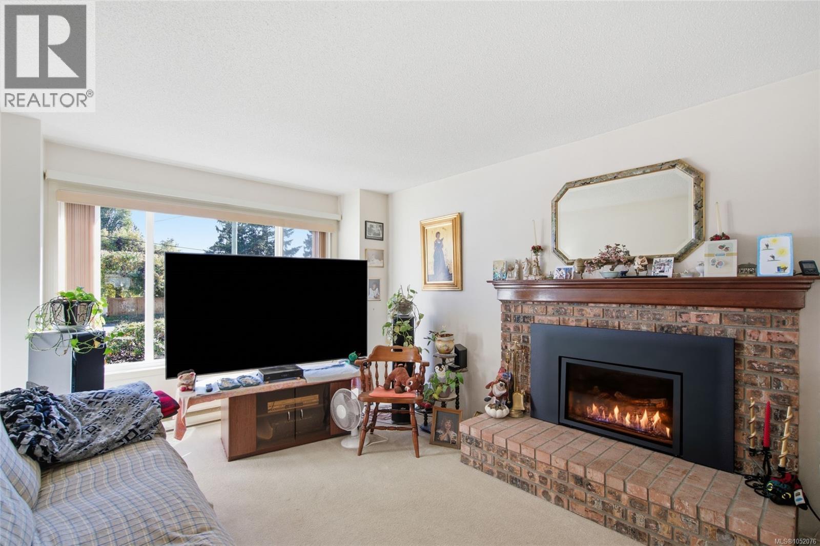 679 Georgia Ave - 3