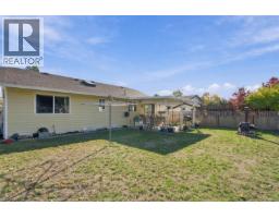 679 Georgia Ave, Nanaimo, BC V9R3W3 Photo 22