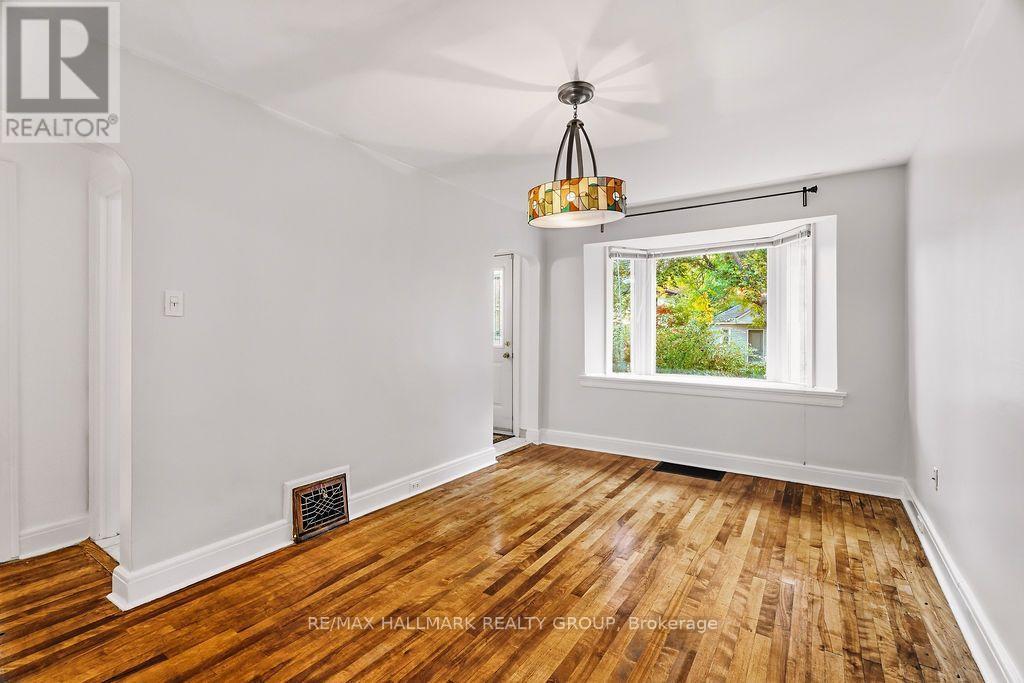 157 MULVIHILL AVENUE, Ottawa — photo 8