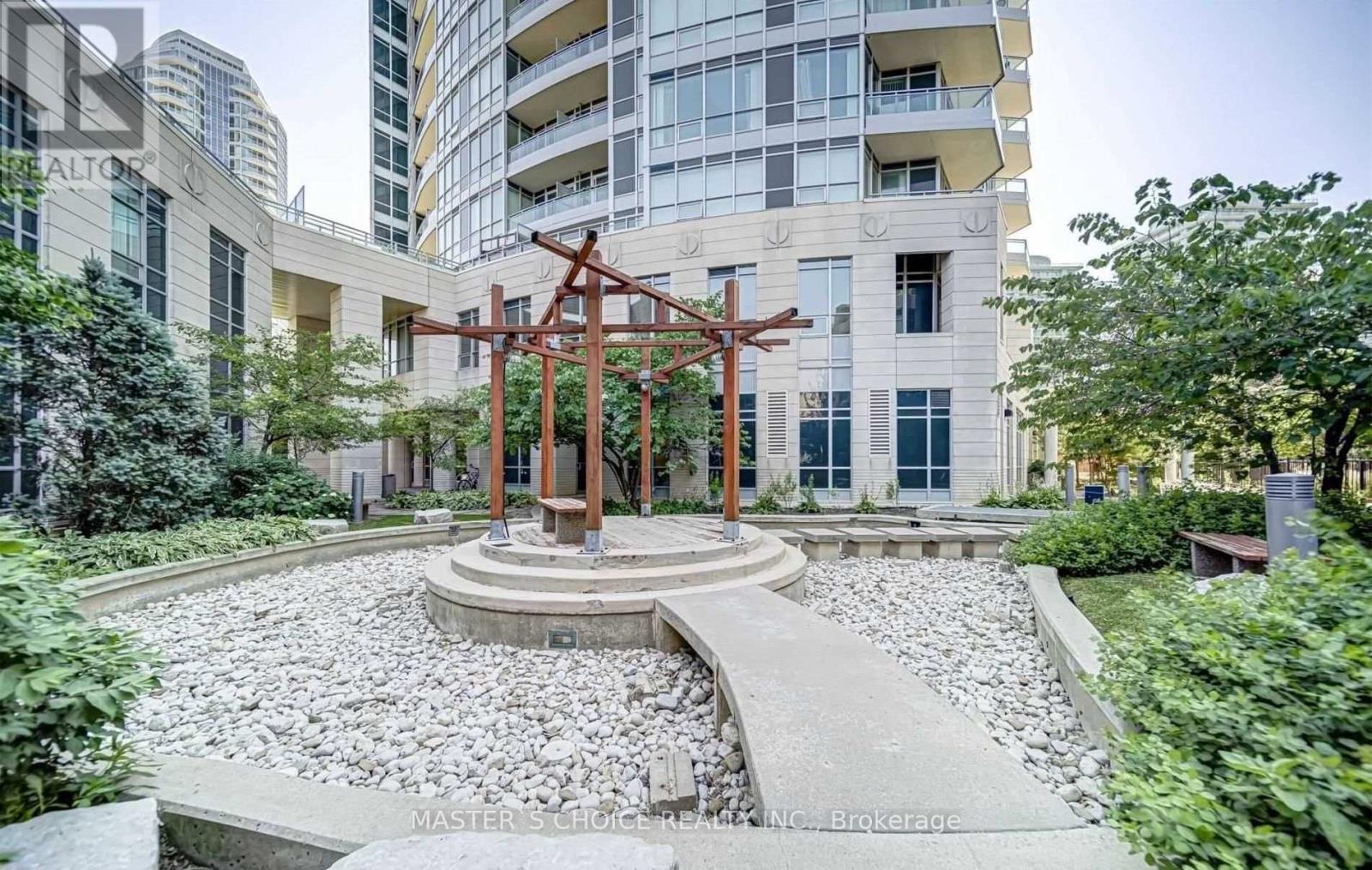 215 - 31 OLIVE AVENUE, Toronto (Willowdale East) — photo 10