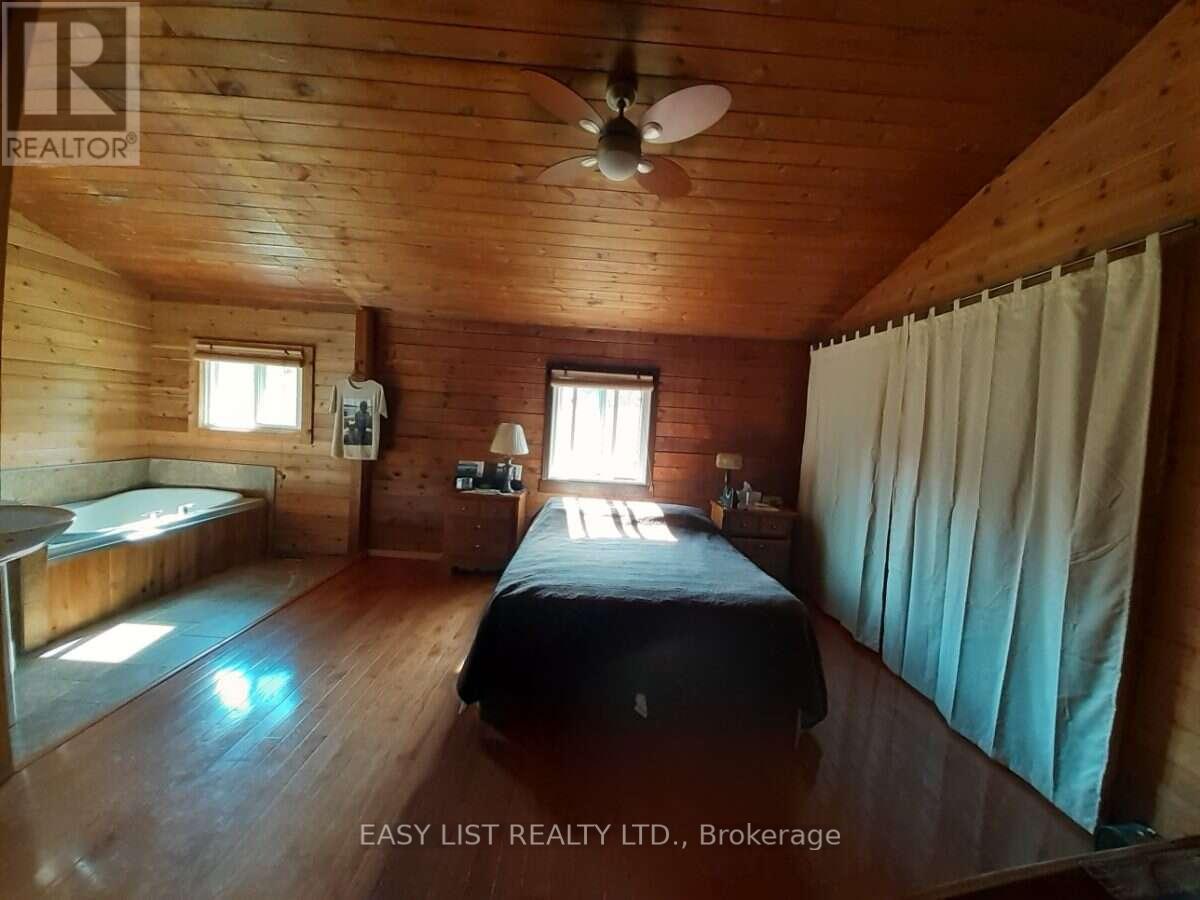 35 Kaladar Street — photo 32