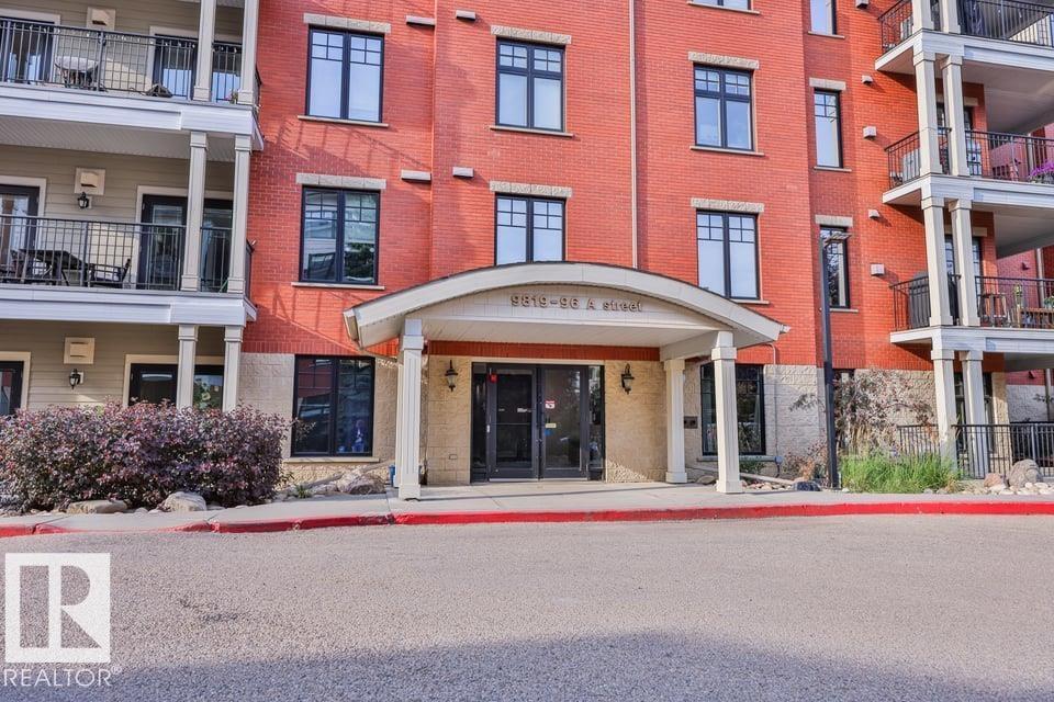 #209 9819 96A ST NW - 2