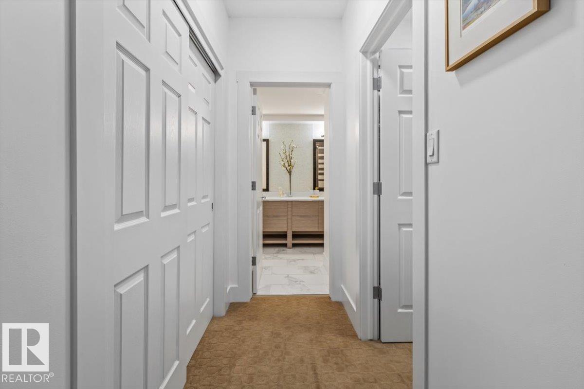 #209 9819 96A ST NW - 32